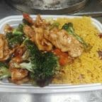 Best 芥蘭鷄 Chicken w. Broccoli (Combo Plate) in Pekin, IL