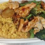 Best 湖南鷄 Hunan Chicken (Combo Plate) in Pekin, IL